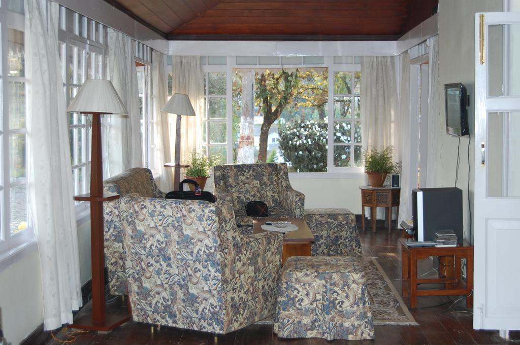 Tumsong Chiabari - The Tea Retreat Hotel Darjeeling  Værelse billede